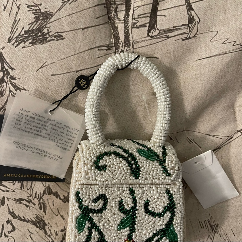 America & Beyond Beaded Floral Microbag - White and Multicolor RARE - Picture 8 of 10
